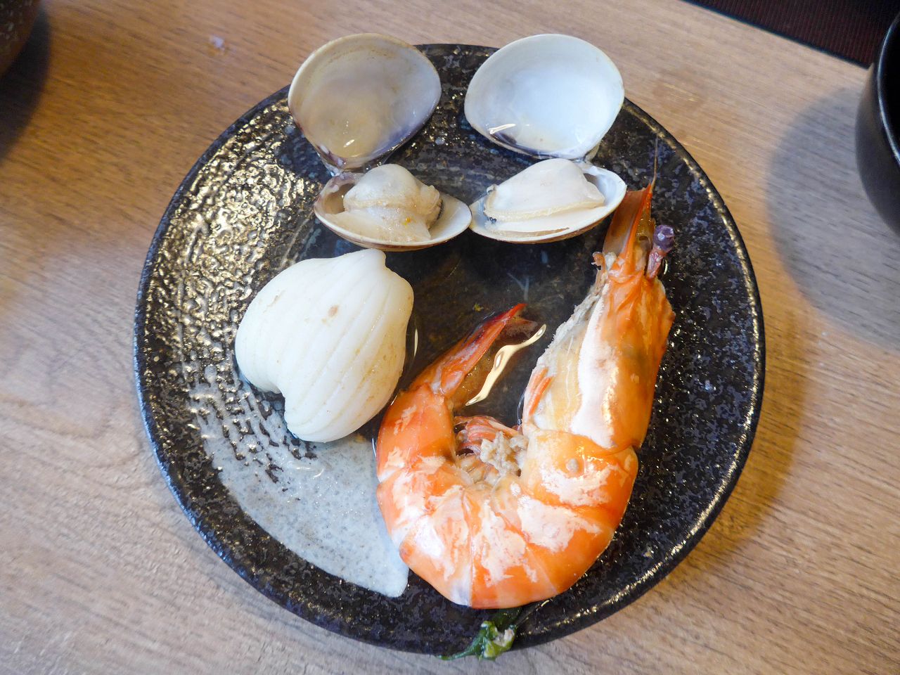 [食記][新竹市] 樂馥Luff 無菜單鍋物 — 巨城附近巷弄內精緻無菜單海陸火鍋