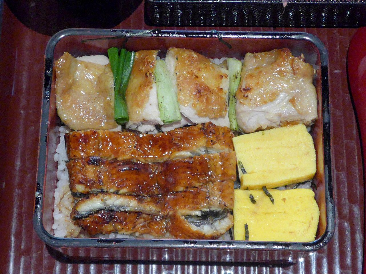 [食記][台中市] 大江戶町鰻屋 台中公益店 — 嚴選台灣頂級4P新鮮鰻魚使用備長炭直火碳烤的鰻魚飯專賣店