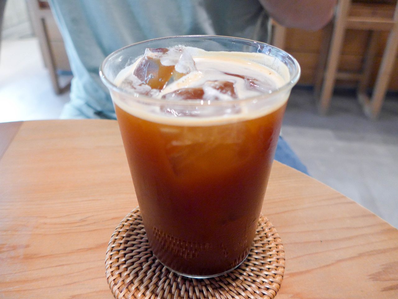 [食記][高雄市] Coffee Ring — 大立百貨及漢神本館附近日式侘寂風格咖啡廳，抹茶控必吃抹茶提拉米蘇。