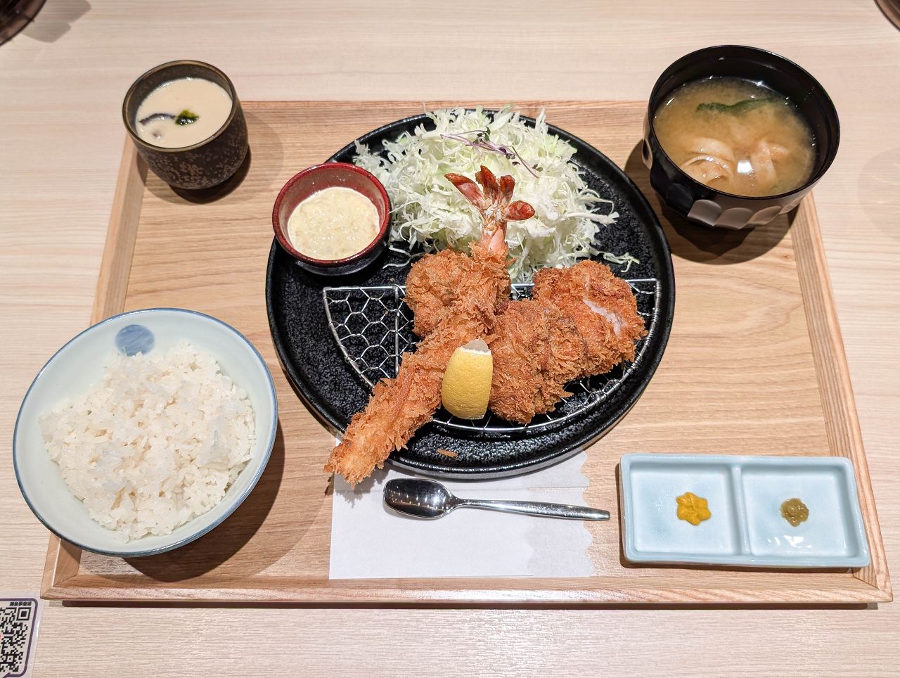 [食記][台北市] かつ丼屋 勝急 Dream Plaza 夢廣場店 — 來自日本三重縣的高人氣炸豬排丼飯品牌