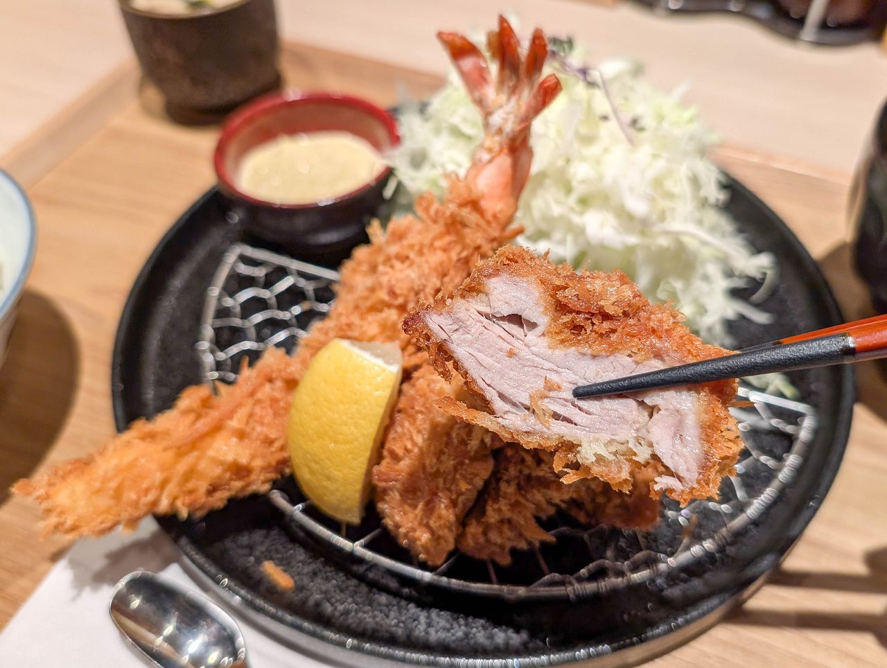 [食記][台北市] かつ丼屋 勝急 Dream Plaza 夢廣場店 — 來自日本三重縣的高人氣炸豬排丼飯品牌