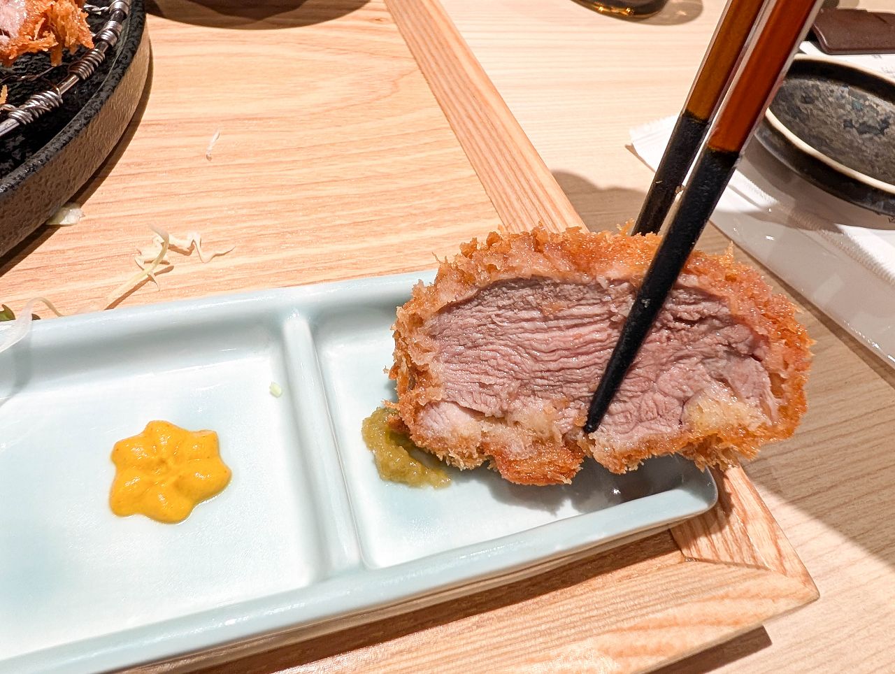 [食記][台北市] かつ丼屋 勝急 Dream Plaza 夢廣場店 — 來自日本三重縣的高人氣炸豬排丼飯品牌