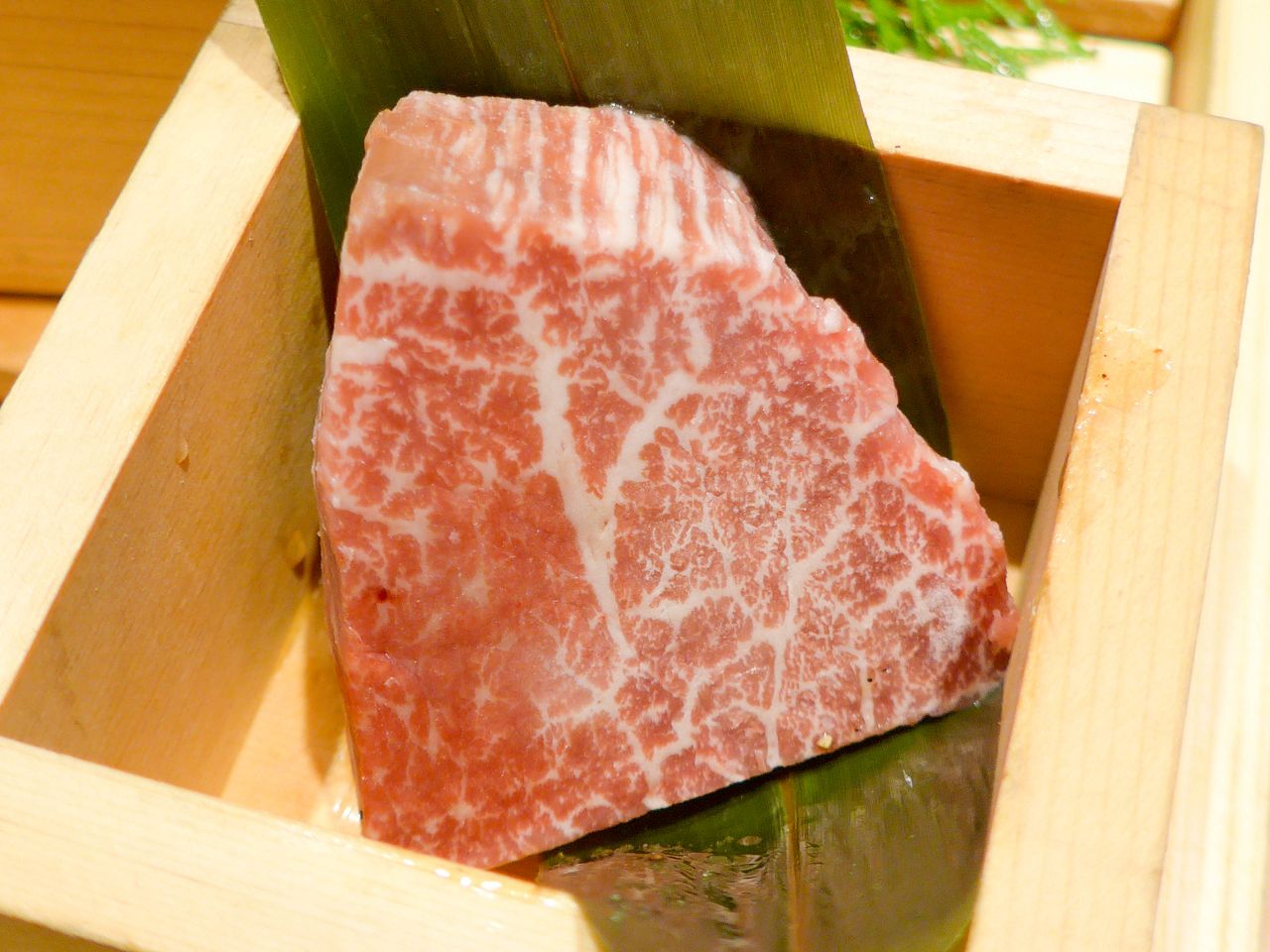 [食記][日本][大阪] 鶴橋燒肉白雲台 Grand Front 大阪店 — 大阪梅田燒肉餐廳推薦