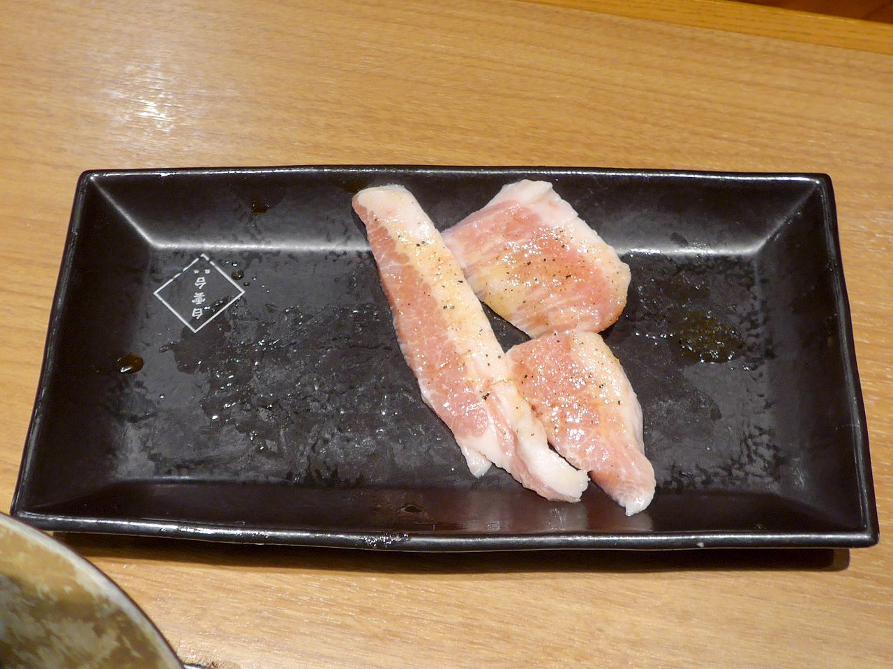 [食記][日本][大阪] 鶴橋燒肉白雲台 Grand Front 大阪店 — 大阪梅田燒肉餐廳推薦