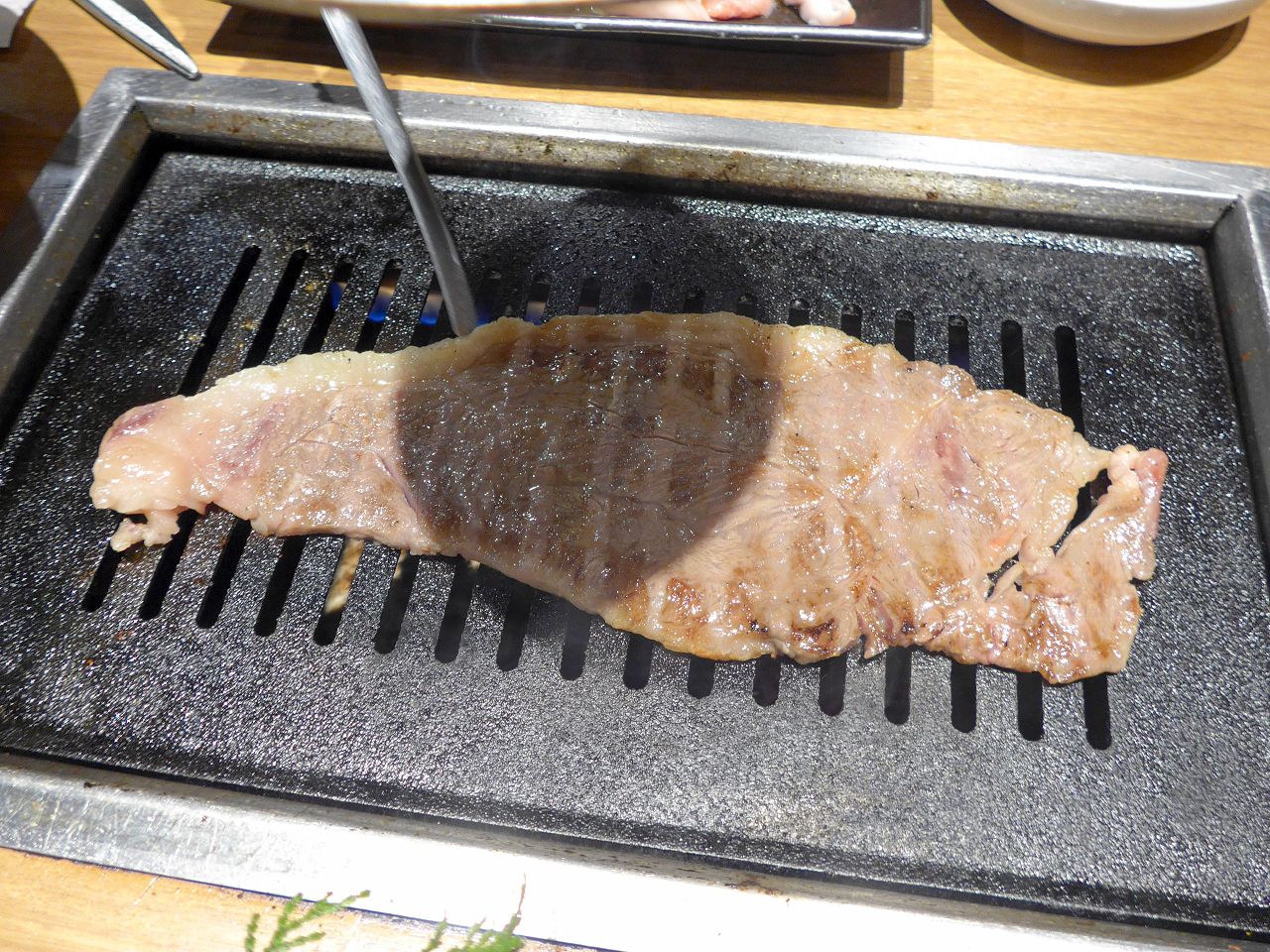 [食記][日本][大阪] 鶴橋燒肉白雲台 Grand Front 大阪店 — 大阪梅田燒肉餐廳推薦