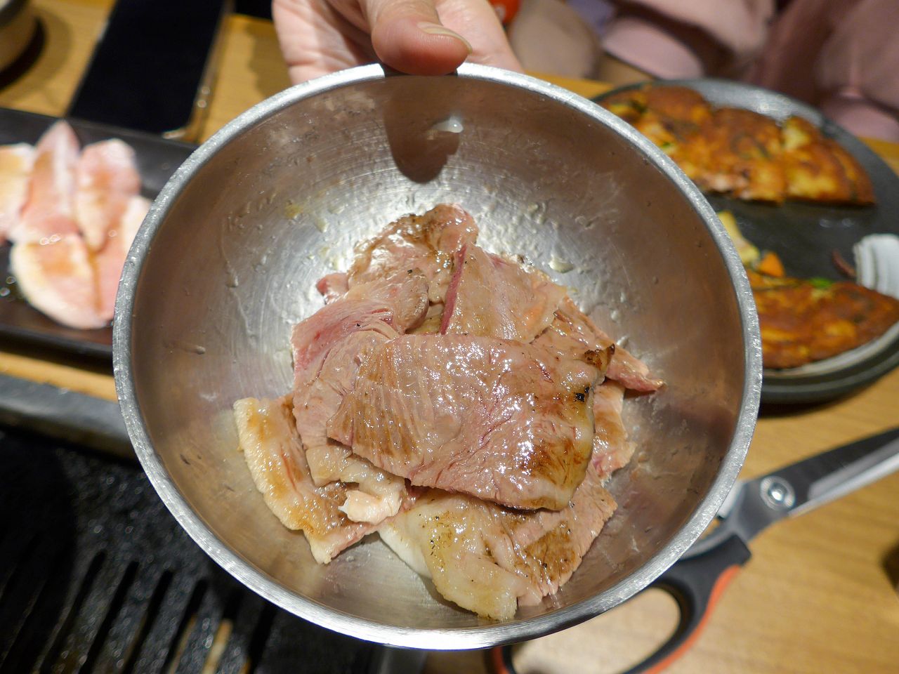 [食記][日本][大阪] 鶴橋燒肉白雲台 Grand Front 大阪店 — 大阪梅田燒肉餐廳推薦