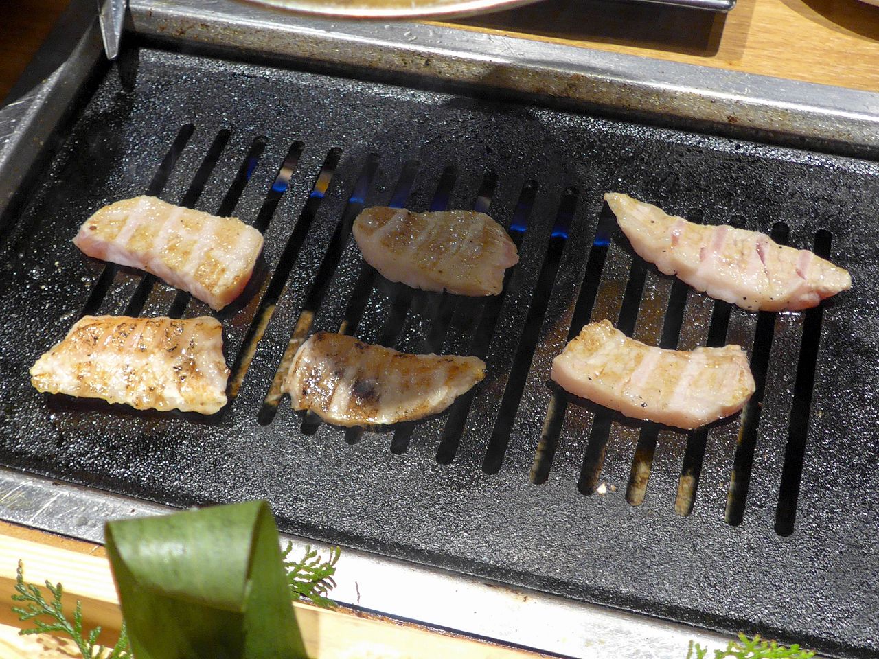 [食記][日本][大阪] 鶴橋燒肉白雲台 Grand Front 大阪店 — 大阪梅田燒肉餐廳推薦