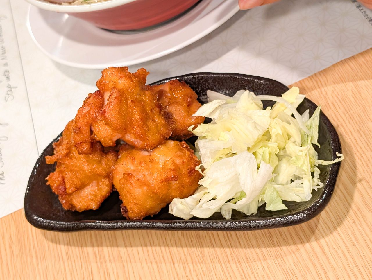 [食記][台北市] 京都北白川 魁力屋拉麵 台北本店 — 來自日本京都經典熟成醬油拉麵名店進駐台北新光三越南西三館