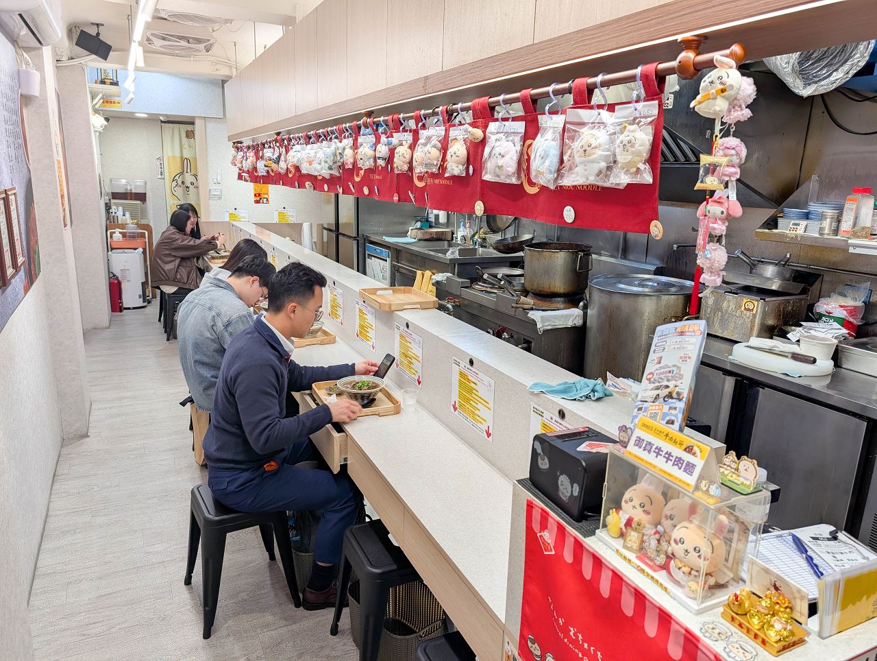 [食記][台北市] 御真牛牛肉麵 — 西門町牛肉麵推薦，曾於2023年榮獲台北國際牛肉麵節紅燒組亞軍。