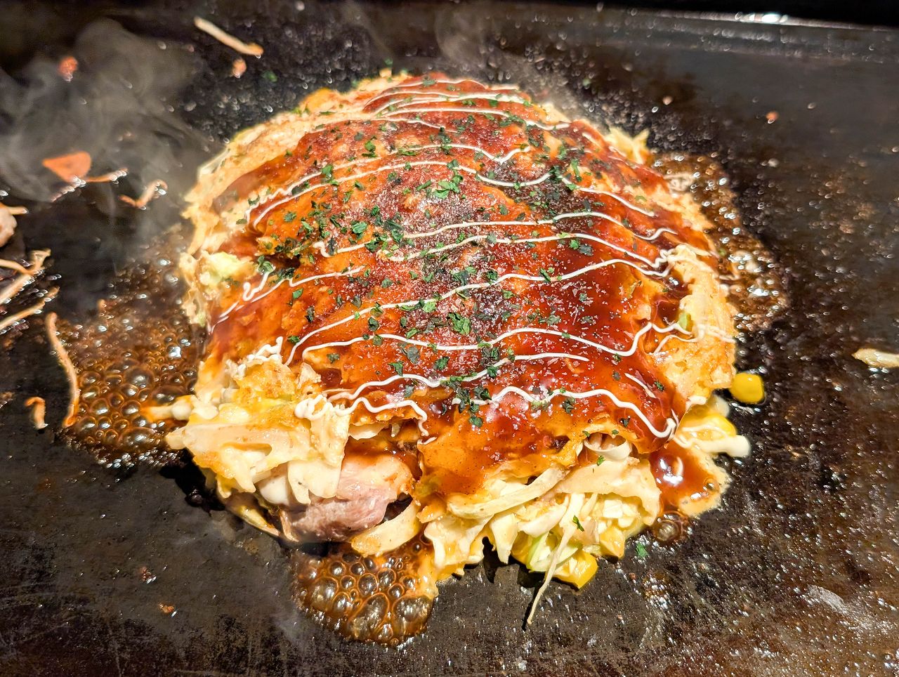 [食記][日本][大阪] 月島もんじゃ くうや 難波 — 來自東京的文字燒專賣餐廳在大阪難波開分店，供應豐富多樣的鐵板料理。