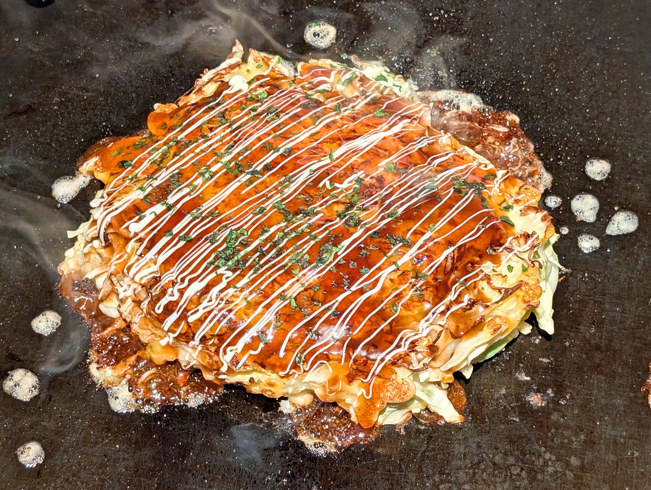 [食記][日本][大阪] 月島もんじゃ くうや 難波 — 來自東京的文字燒專賣餐廳在大阪難波開分店，供應豐富多樣的鐵板料理。
