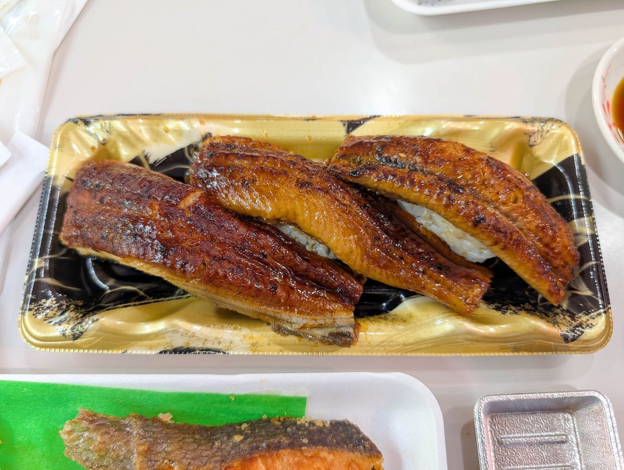 [食記][日本][大阪] 黑門三平 黑門市場店 — 大阪黑門市場必吃海鮮