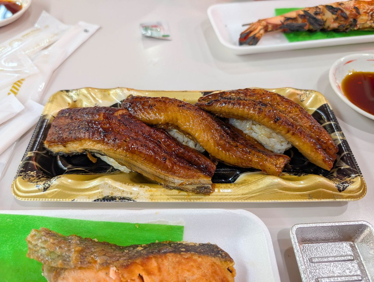 [食記][日本][大阪] 黑門三平 黑門市場店 — 大阪黑門市場必吃海鮮