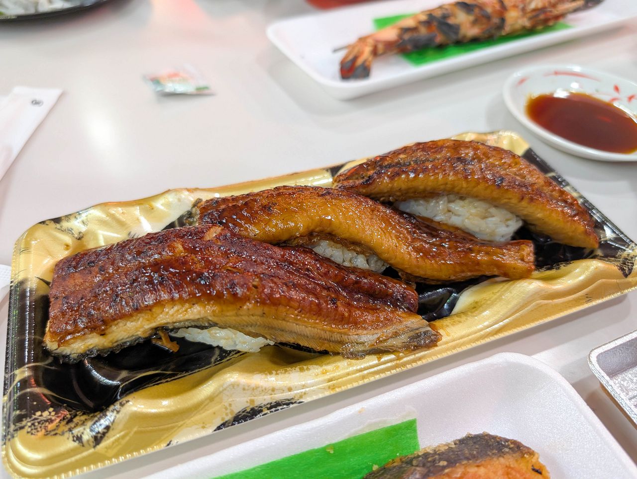 [食記][日本][大阪] 黑門三平 黑門市場店 — 大阪黑門市場必吃海鮮