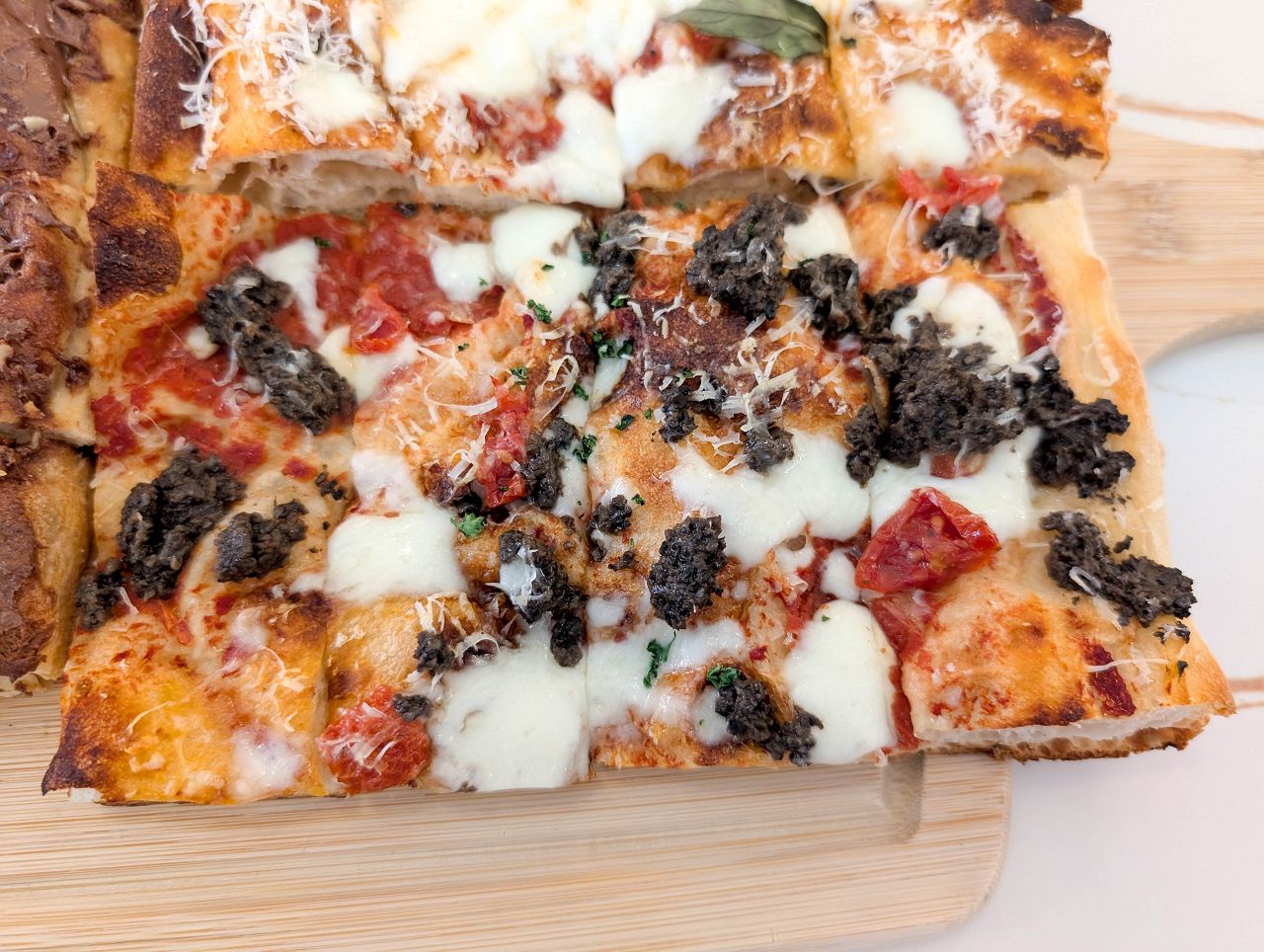 [食記][高雄市] Rom’antica Pizza 羅馬披薩青海店 — 高雄美術館附近羅馬式方形披薩專賣店