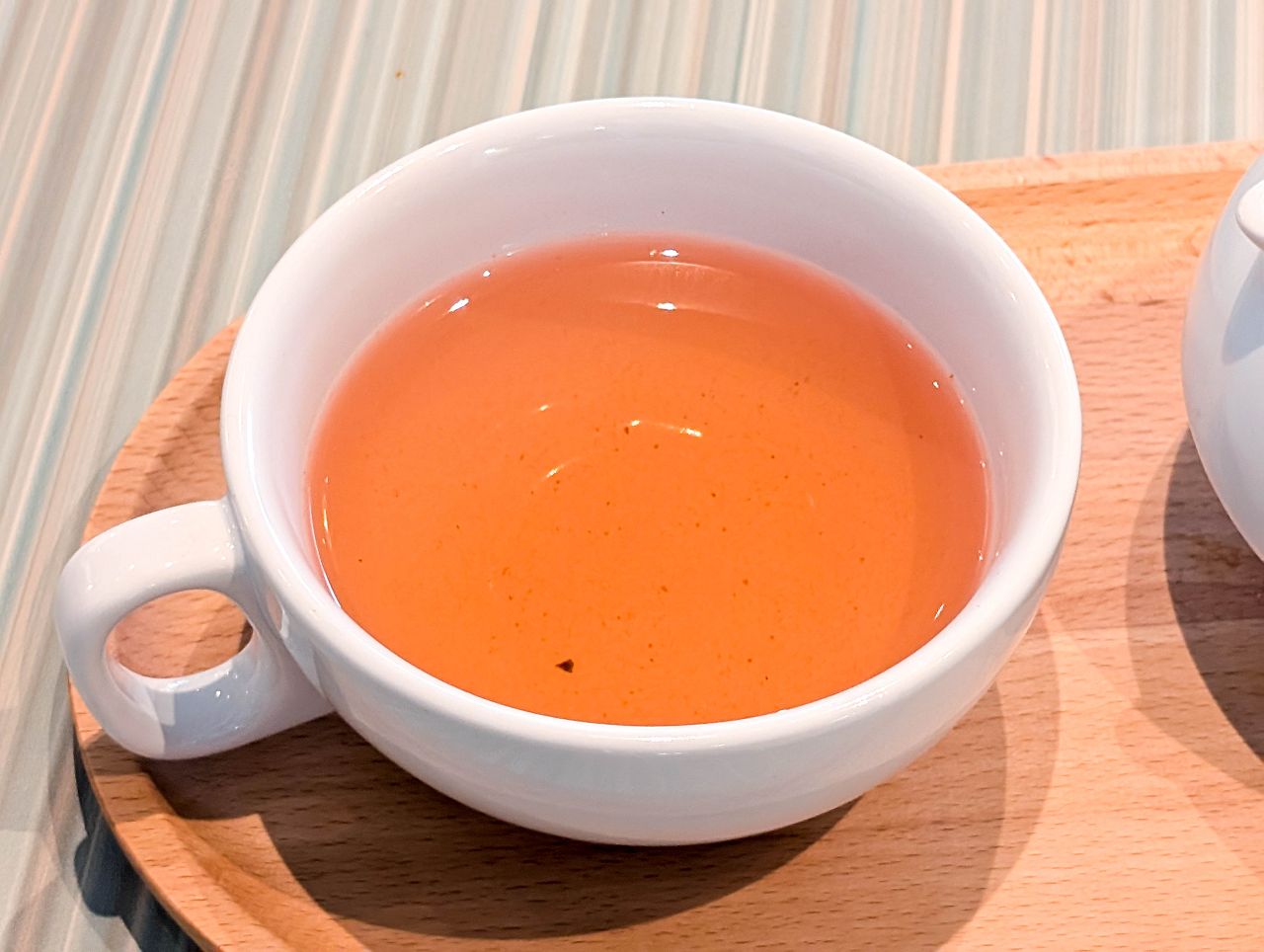 [食記][高雄市] GOR’ Coffee & Pâtisserie 內惟藝術中心門市 — 內惟藝術中心結合自然氣息的高質感咖啡廳，主打精品咖啡以及獨家供應法式甜點。