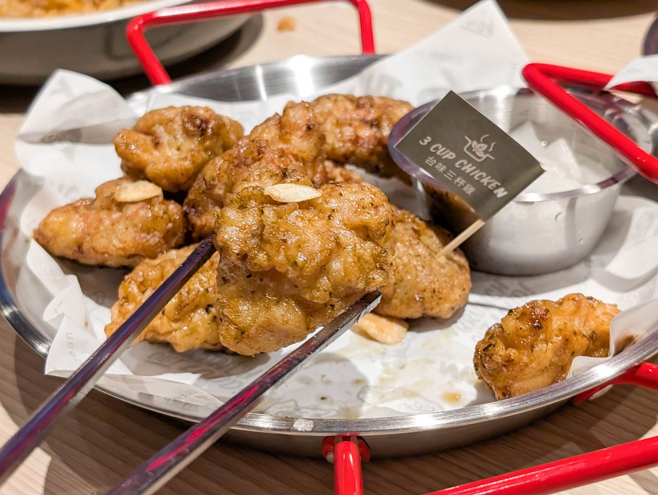 [食記][高雄市] Bonchon Chicken 本村韓食炸雞 高雄大立店 — 來自韓國釜山風靡全球的韓式炸雞品牌進駐高雄大立百貨