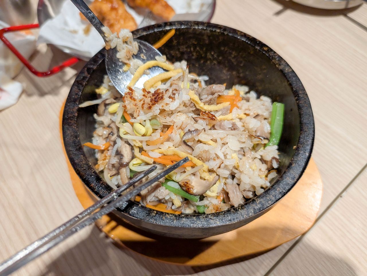 [食記][高雄市] Bonchon Chicken 本村韓食炸雞 高雄大立店 — 來自韓國釜山風靡全球的韓式炸雞品牌進駐高雄大立百貨