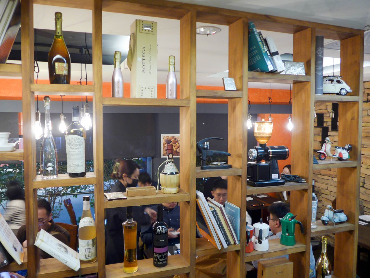 [食記][台北市] Botega del Vin — 台北東區榮獲義大利紅蝦評鑑推薦的正統義式料理餐酒館