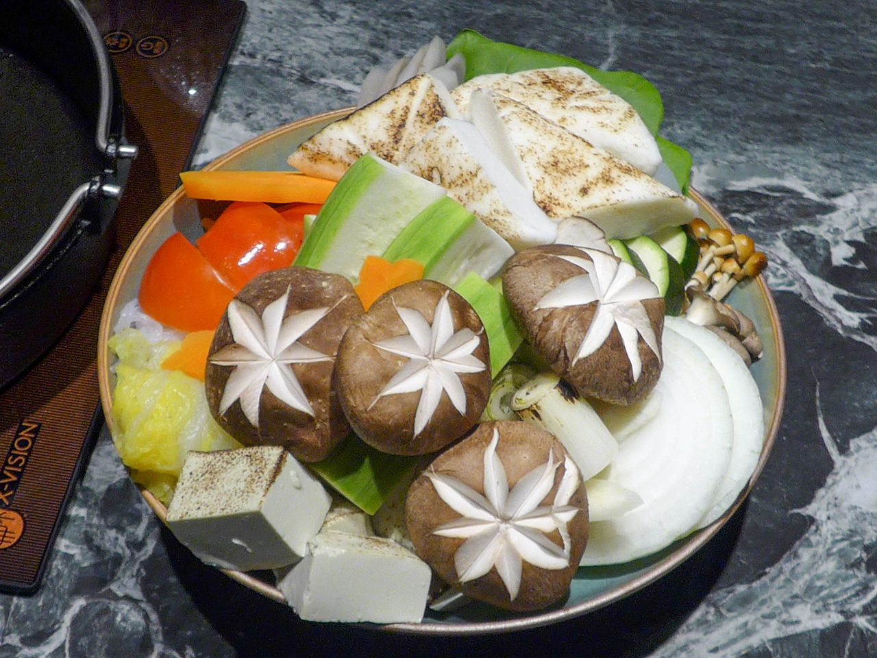 [食記][台北市] 祇園.禪院壽喜燒專門店 — 大安區新開幕京都祇園壽喜燒，全包廂預約困難店，完美演繹關西風壽喜燒的醬汁底蘊與職人精神。台北約會首選、藝人名人私房餐廳。