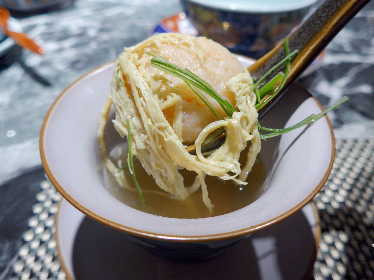 [食記][台北市] 祇園.禪院壽喜燒專門店 — 大安區新開幕京都祇園壽喜燒，全包廂預約困難店，完美演繹關西風壽喜燒的醬汁底蘊與職人精神。台北約會首選、藝人名人私房餐廳。