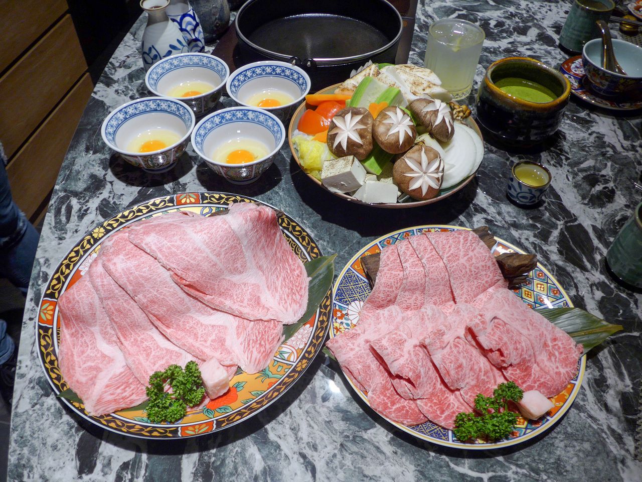 [食記][台北市] 祇園.禪院壽喜燒專門店 — 大安區新開幕京都祇園壽喜燒，全包廂預約困難店，完美演繹關西風壽喜燒的醬汁底蘊與職人精神。台北約會首選、藝人名人私房餐廳。
