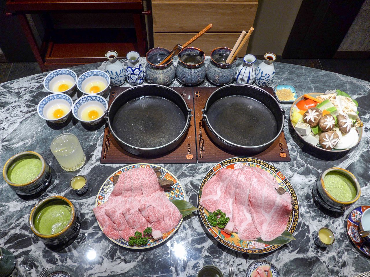[食記][台北市] 祇園.禪院壽喜燒專門店 — 大安區新開幕京都祇園壽喜燒，全包廂預約困難店，完美演繹關西風壽喜燒的醬汁底蘊與職人精神。台北約會首選、藝人名人私房餐廳。
