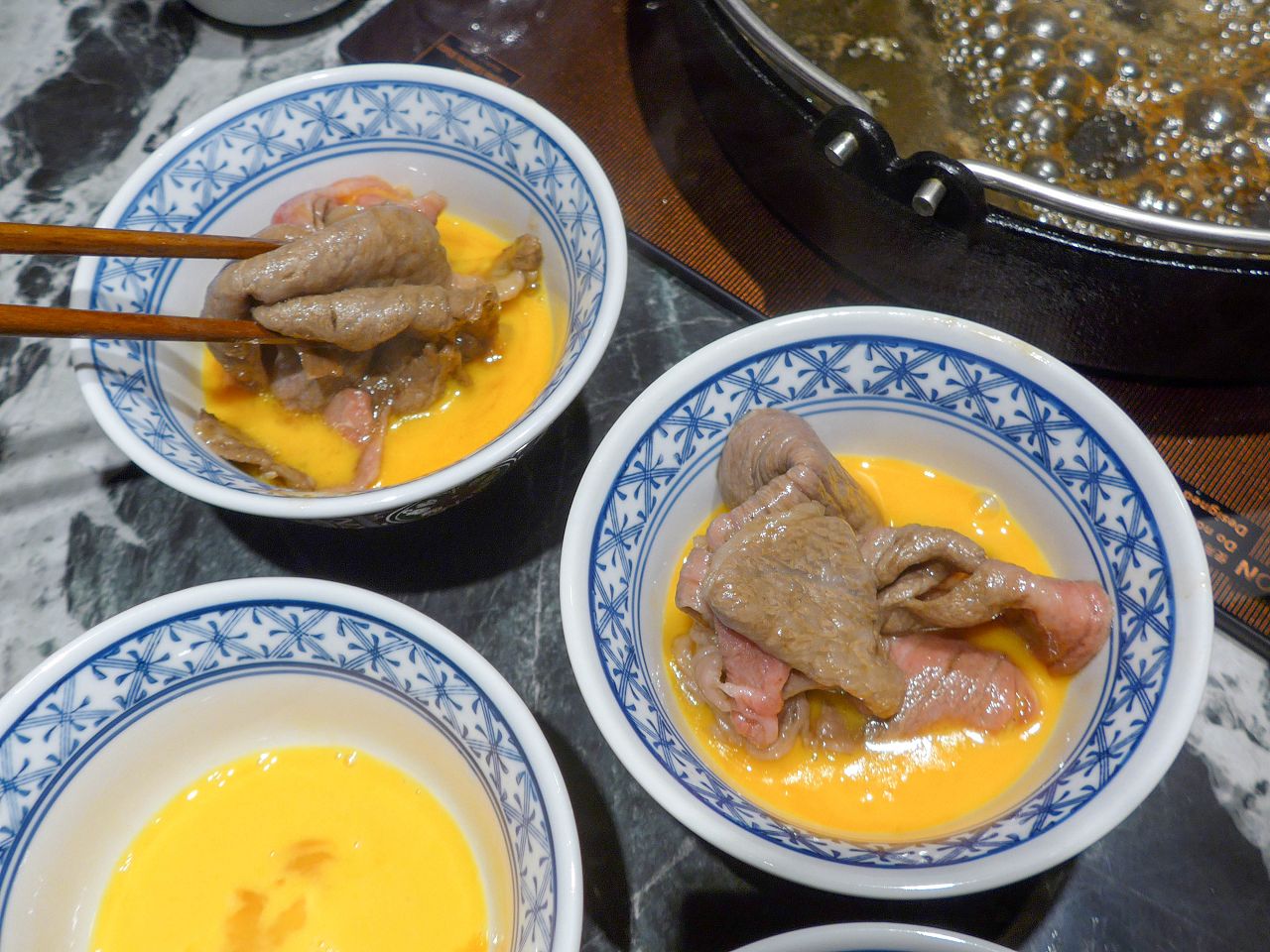 [食記][台北市] 祇園.禪院壽喜燒專門店 — 大安區新開幕京都祇園壽喜燒，全包廂預約困難店，完美演繹關西風壽喜燒的醬汁底蘊與職人精神。台北約會首選、藝人名人私房餐廳。