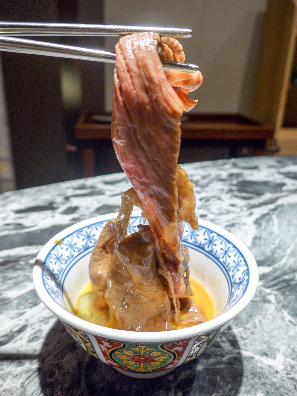 [食記][台北市] 祇園.禪院壽喜燒專門店 — 大安區新開幕京都祇園壽喜燒，全包廂預約困難店，完美演繹關西風壽喜燒的醬汁底蘊與職人精神。台北約會首選、藝人名人私房餐廳。