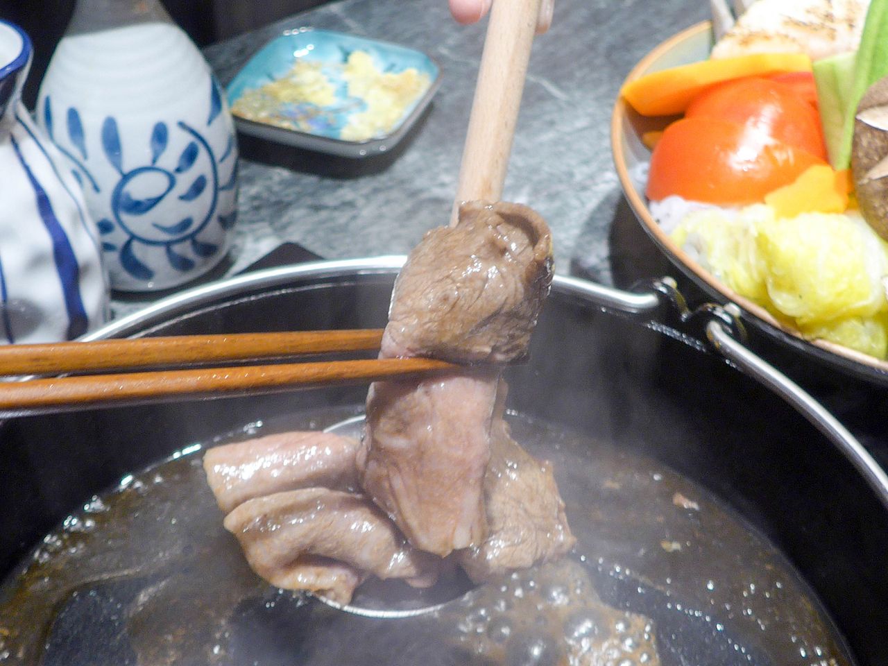[食記][台北市] 祇園.禪院壽喜燒專門店 — 大安區新開幕京都祇園壽喜燒，全包廂預約困難店，完美演繹關西風壽喜燒的醬汁底蘊與職人精神。台北約會首選、藝人名人私房餐廳。