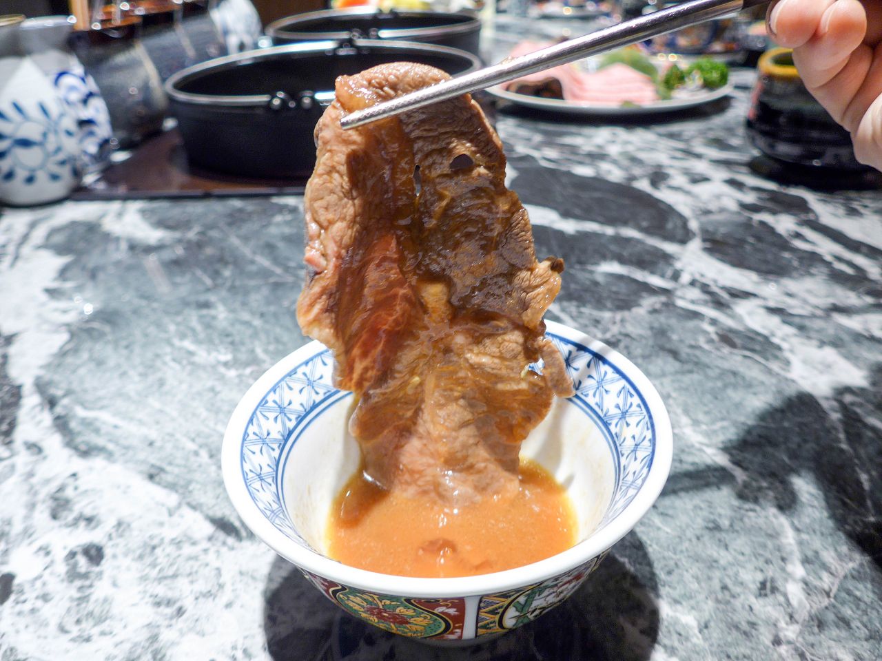 [食記][台北市] 祇園.禪院壽喜燒專門店 — 大安區新開幕京都祇園壽喜燒，全包廂預約困難店，完美演繹關西風壽喜燒的醬汁底蘊與職人精神。台北約會首選、藝人名人私房餐廳。
