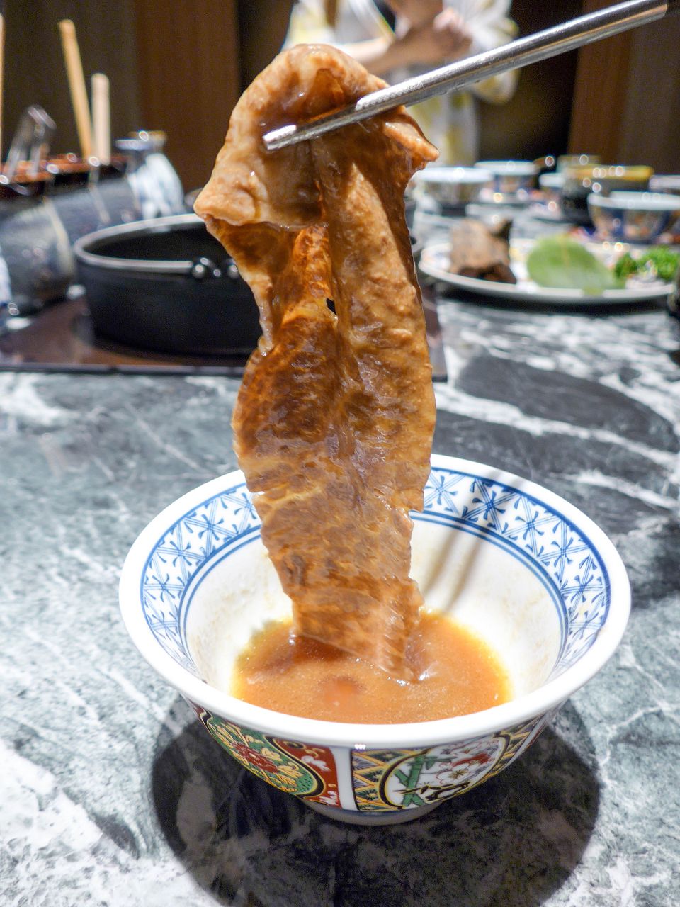[食記][台北市] 祇園.禪院壽喜燒專門店 — 大安區新開幕京都祇園壽喜燒，全包廂預約困難店，完美演繹關西風壽喜燒的醬汁底蘊與職人精神。台北約會首選、藝人名人私房餐廳。