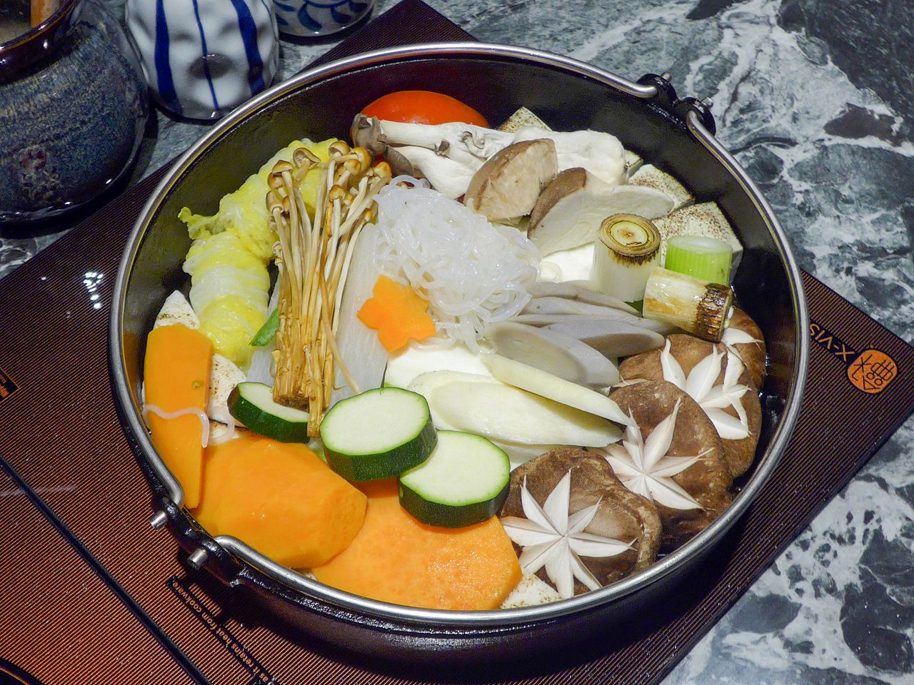 [食記][台北市] 祇園.禪院壽喜燒專門店 — 大安區新開幕京都祇園壽喜燒，全包廂預約困難店，完美演繹關西風壽喜燒的醬汁底蘊與職人精神。台北約會首選、藝人名人私房餐廳。
