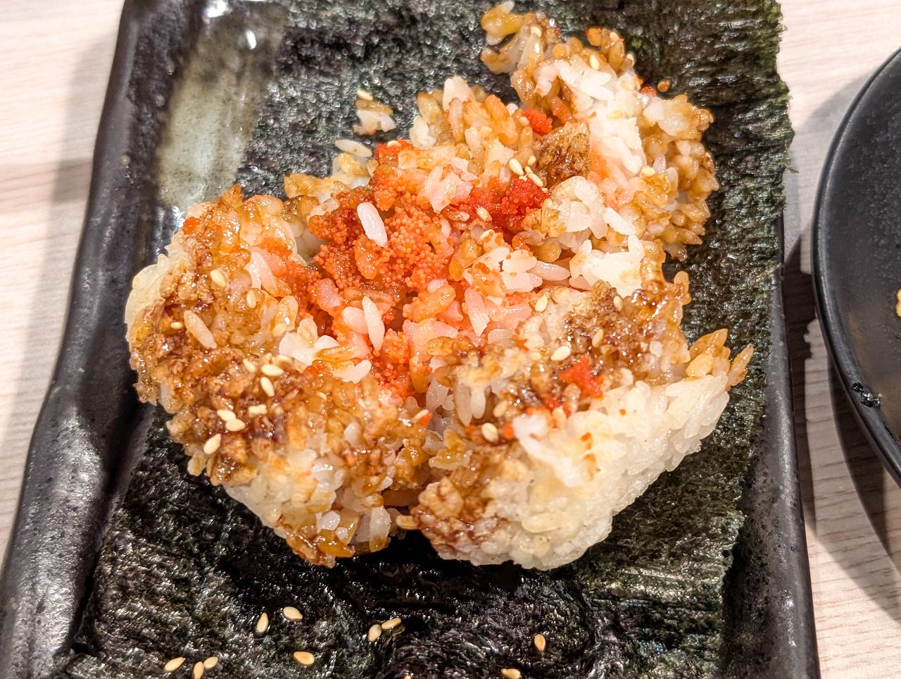 [食記][高雄市] 番太郎味自慢料理 — 中央公園對面豐富多樣的日本料理和台式熱炒，朋友團體聚餐好選擇。