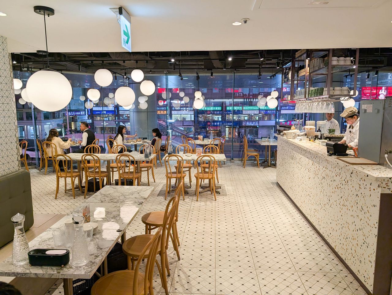 [食記][台北市] 荷李活茶街 — SOGO忠孝館2樓港式飲茶餐廳