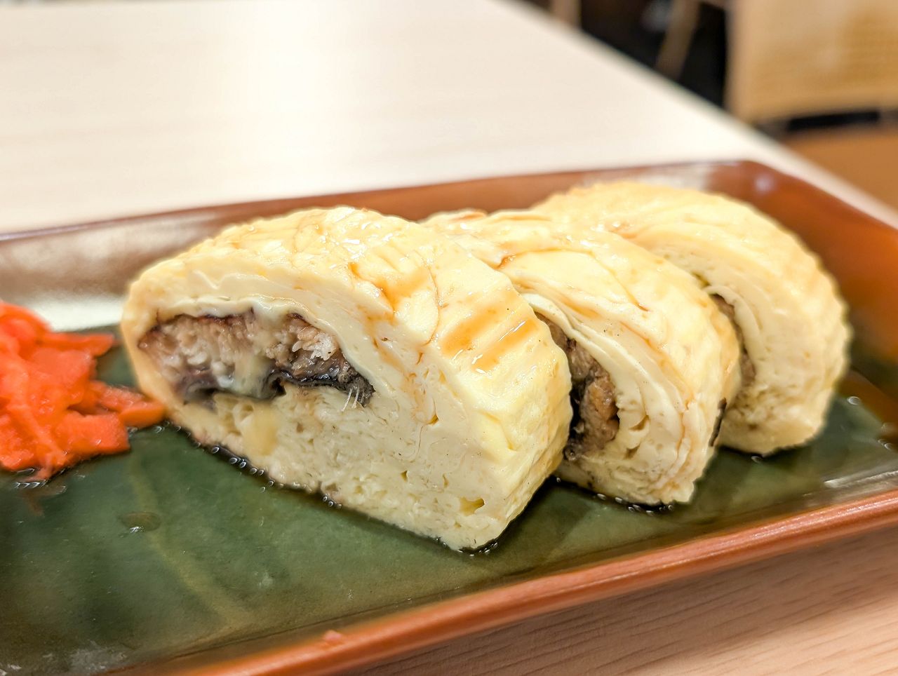 [食記][台北市] 肥前屋 — 捷運中山站附近七條通內擁有50年歷史的鰻魚飯老店回歸啦！