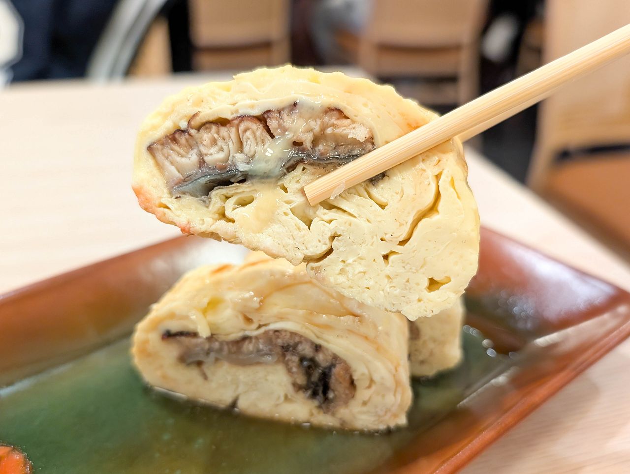 [食記][台北市] 肥前屋 — 捷運中山站附近七條通內擁有50年歷史的鰻魚飯老店回歸啦！
