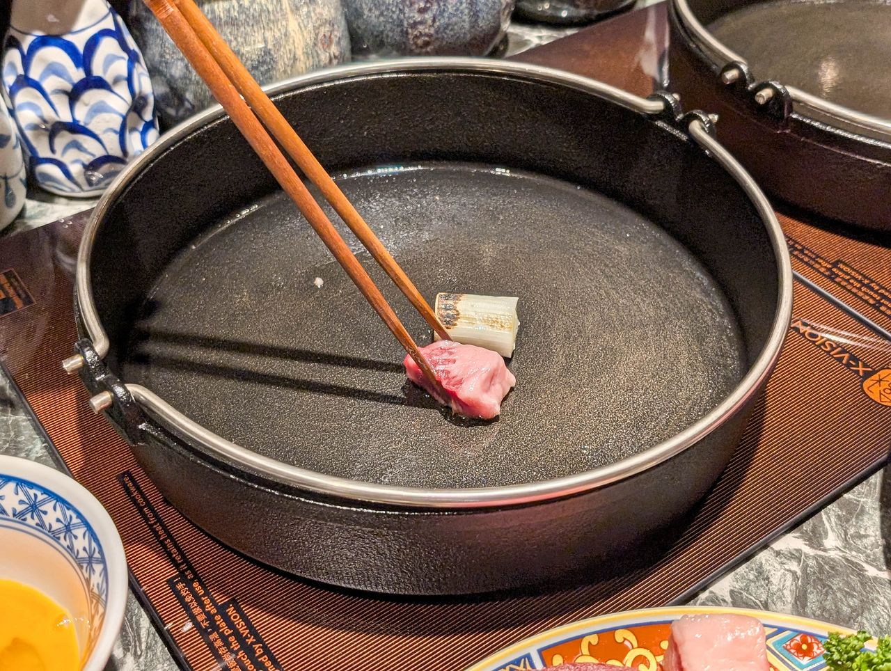 [食記][台北市] 祇園.禪院壽喜燒專門店 — 大安區新開幕京都祇園壽喜燒，全包廂預約困難店，完美演繹關西風壽喜燒的醬汁底蘊與職人精神。台北約會首選、藝人名人私房餐廳。