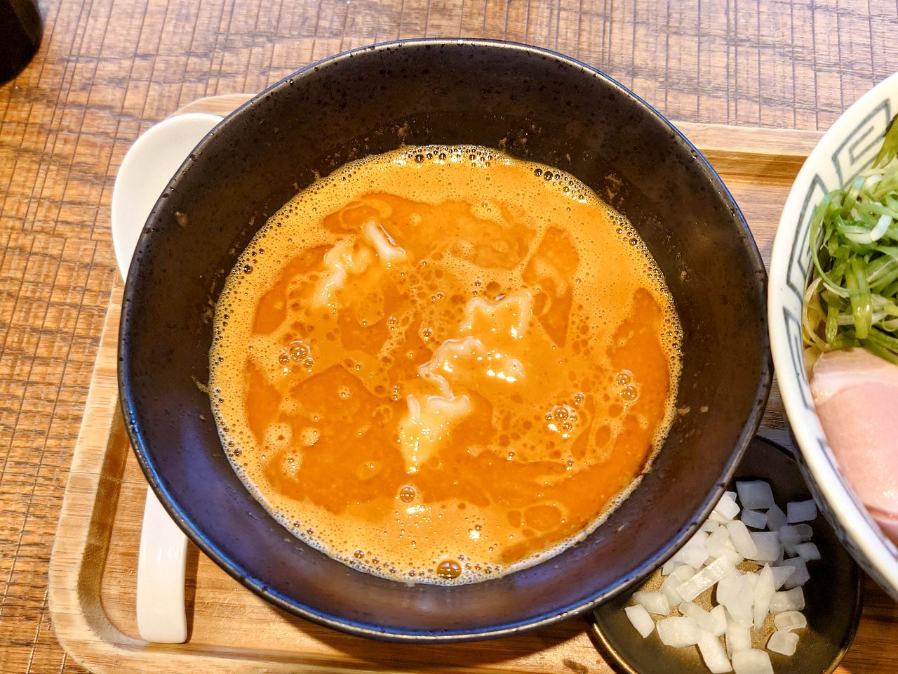 [食記][台北市] 道樂商店 — 西門町日式昭和風格拉麵店