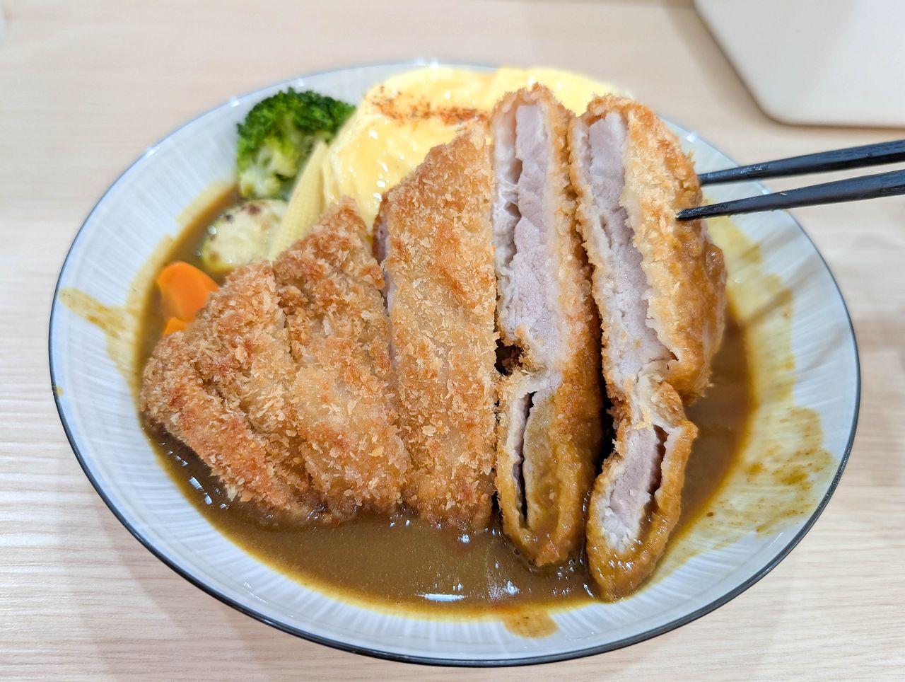[食記][高雄市] 浦原咖哩屋 — 高鐵左營站附近高CP值熟成咖哩專賣店