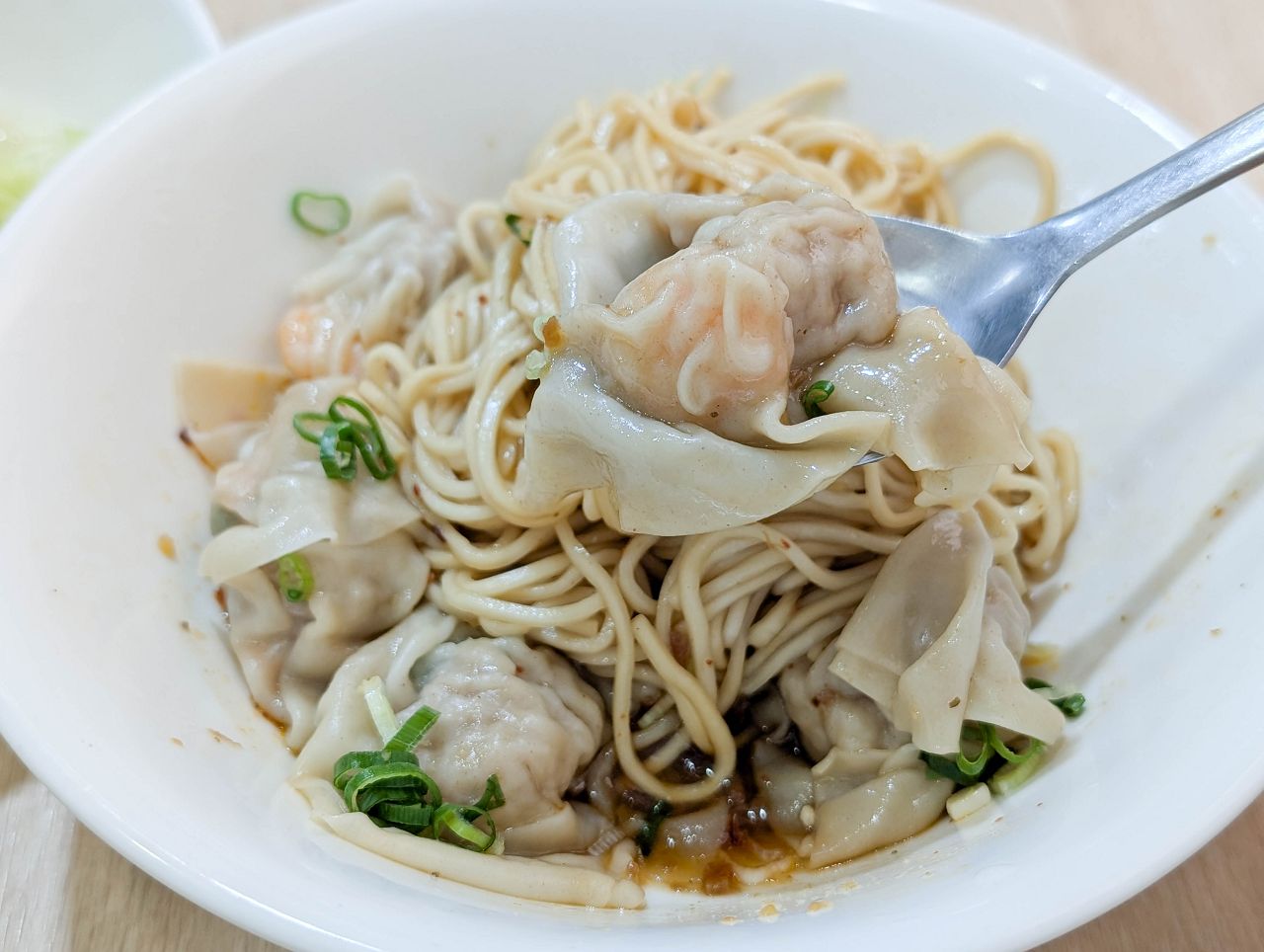 [食記][台北市] 巢飯麵食館 市府店 — 信義區平價炒飯麵食小館