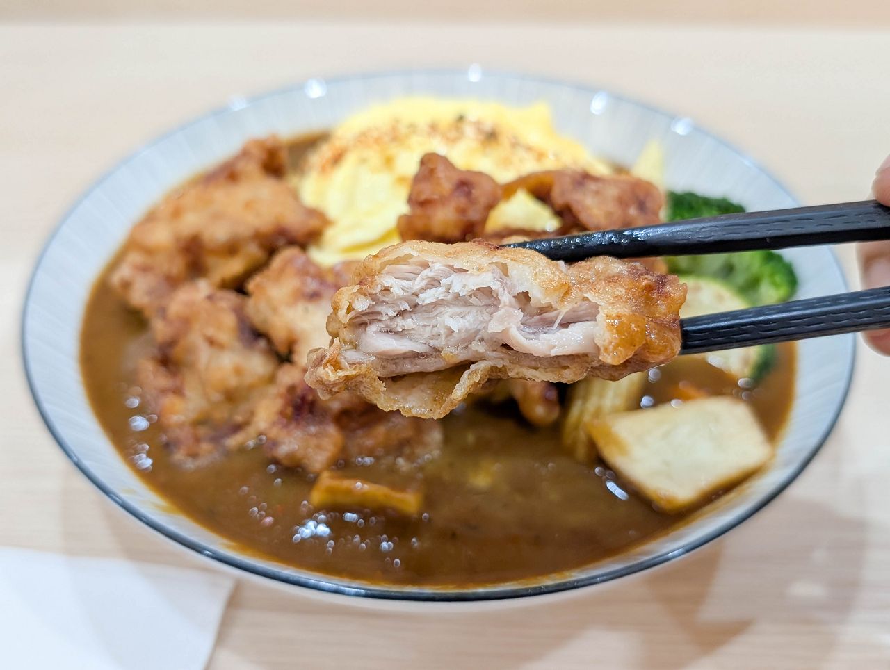 [食記][高雄市] 浦原咖哩屋 — 高鐵左營站附近高CP值熟成咖哩專賣店