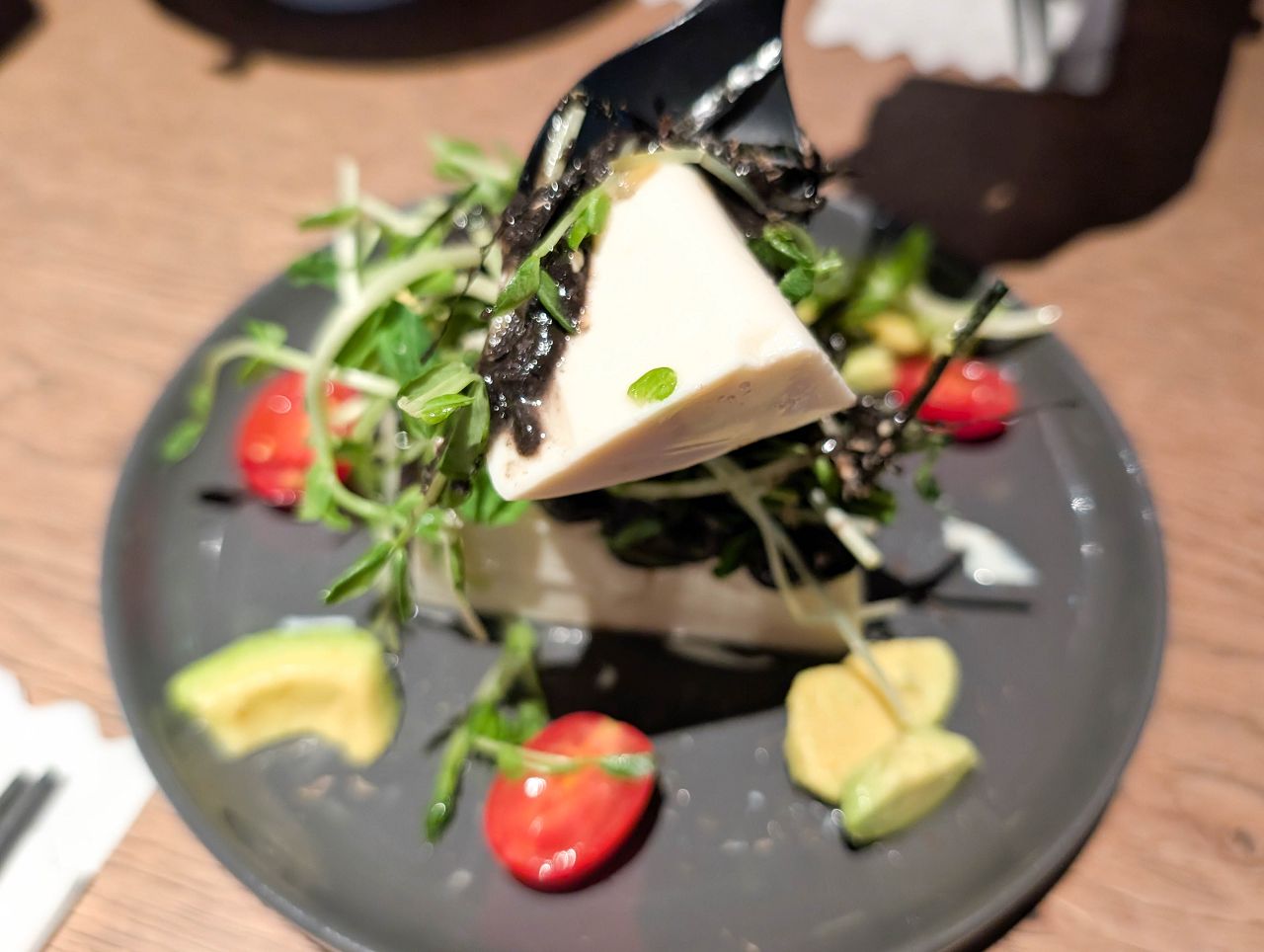 [食記][高雄市] WIRED CHAYA 茶屋 高雄大立店