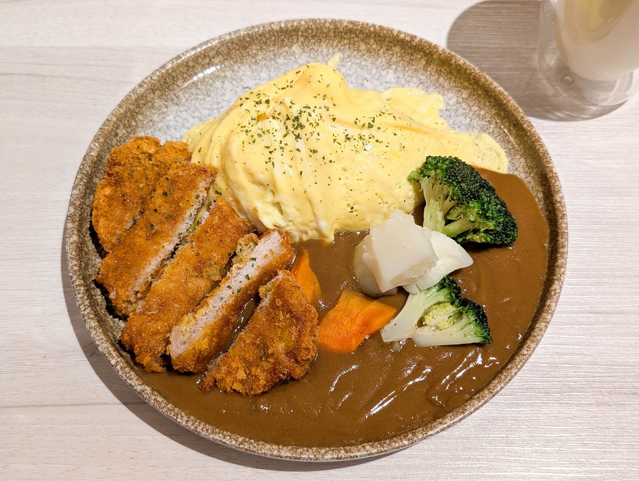 [食記][新北市][板橋區] 風日洋食 — 滿滿宮崎駿動畫布置的溫馨家庭式日式洋食館