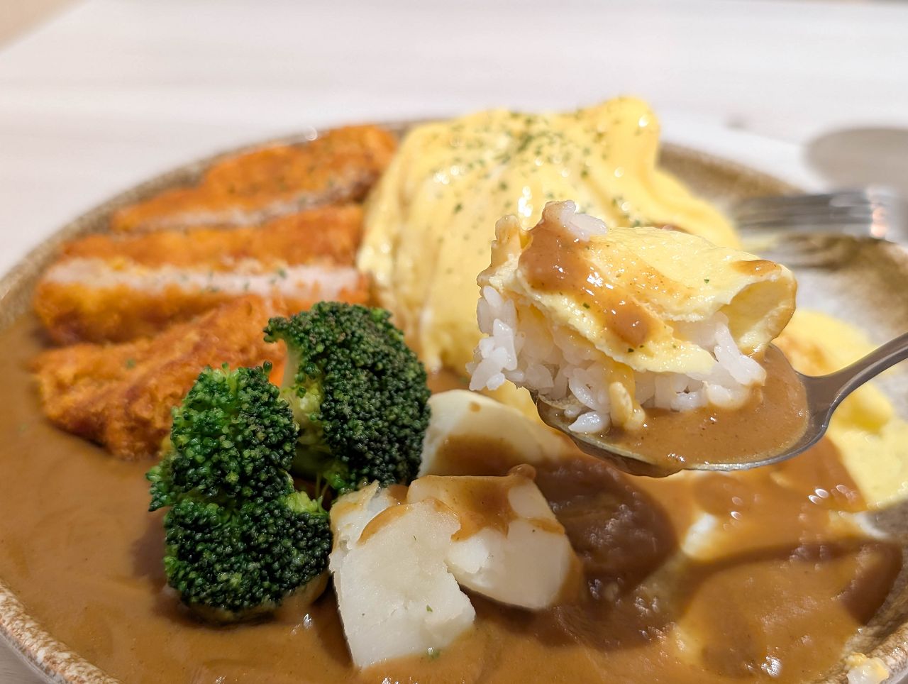 [食記][新北市][板橋區] 風日洋食 — 滿滿宮崎駿動畫布置的溫馨家庭式日式洋食館