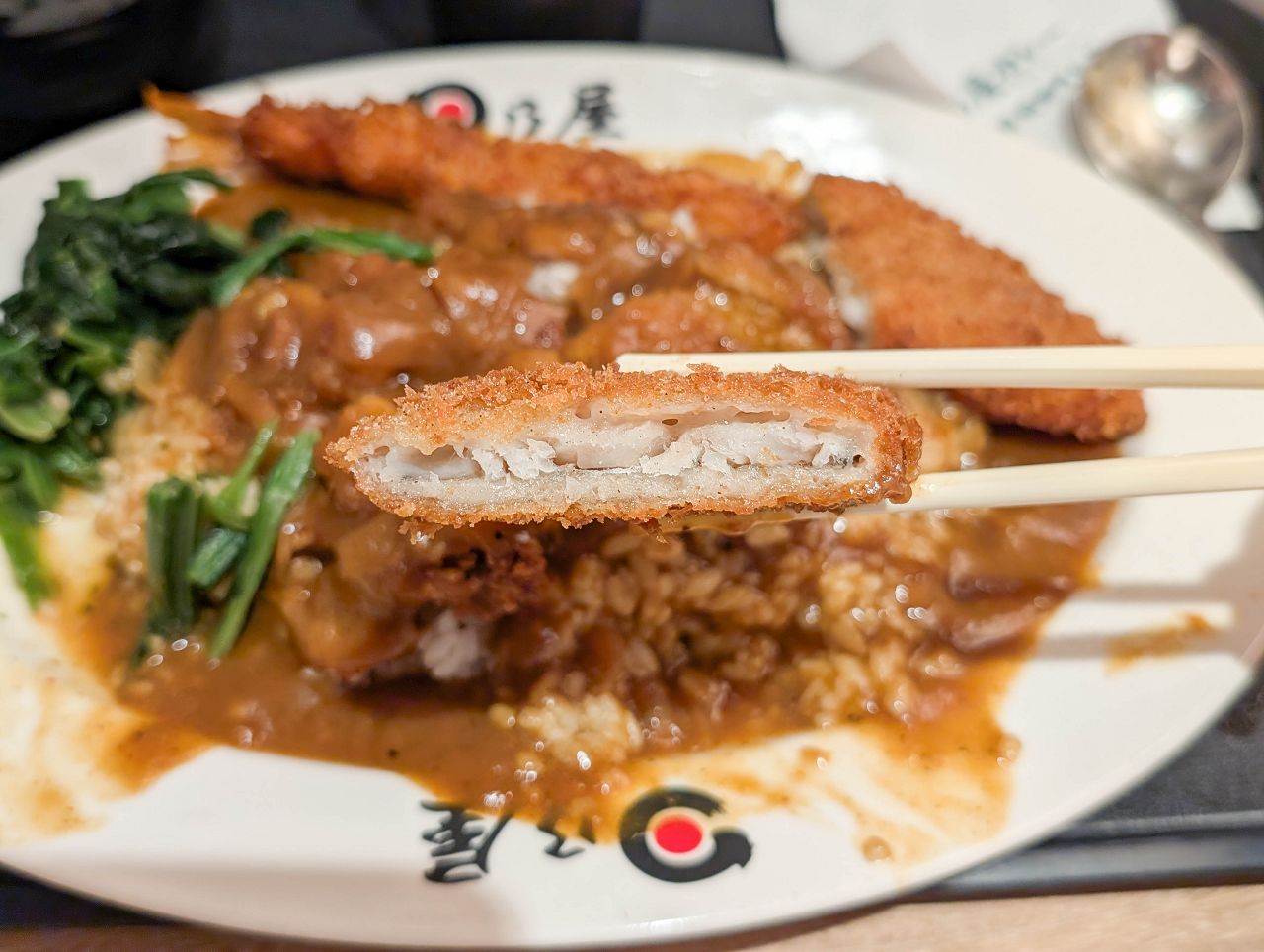 [食記][高雄市] 日乃屋咖哩 漢神巨蛋店 — 榮獲「神田咖哩大賽」冠軍的日本咖哩名店在漢神巨蛋B1美食街設櫃