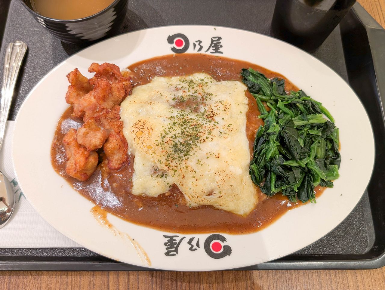 [食記][高雄市] 日乃屋咖哩 漢神巨蛋店 — 榮獲「神田咖哩大賽」冠軍的日本咖哩名店在漢神巨蛋B1美食街設櫃