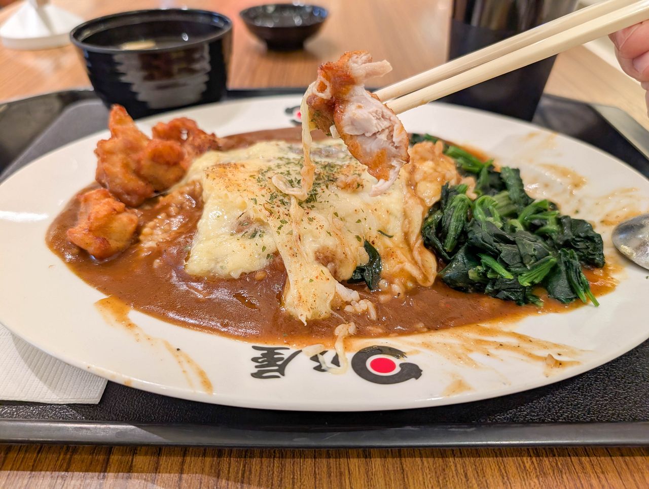 [食記][高雄市] 日乃屋咖哩 漢神巨蛋店 — 榮獲「神田咖哩大賽」冠軍的日本咖哩名店在漢神巨蛋B1美食街設櫃