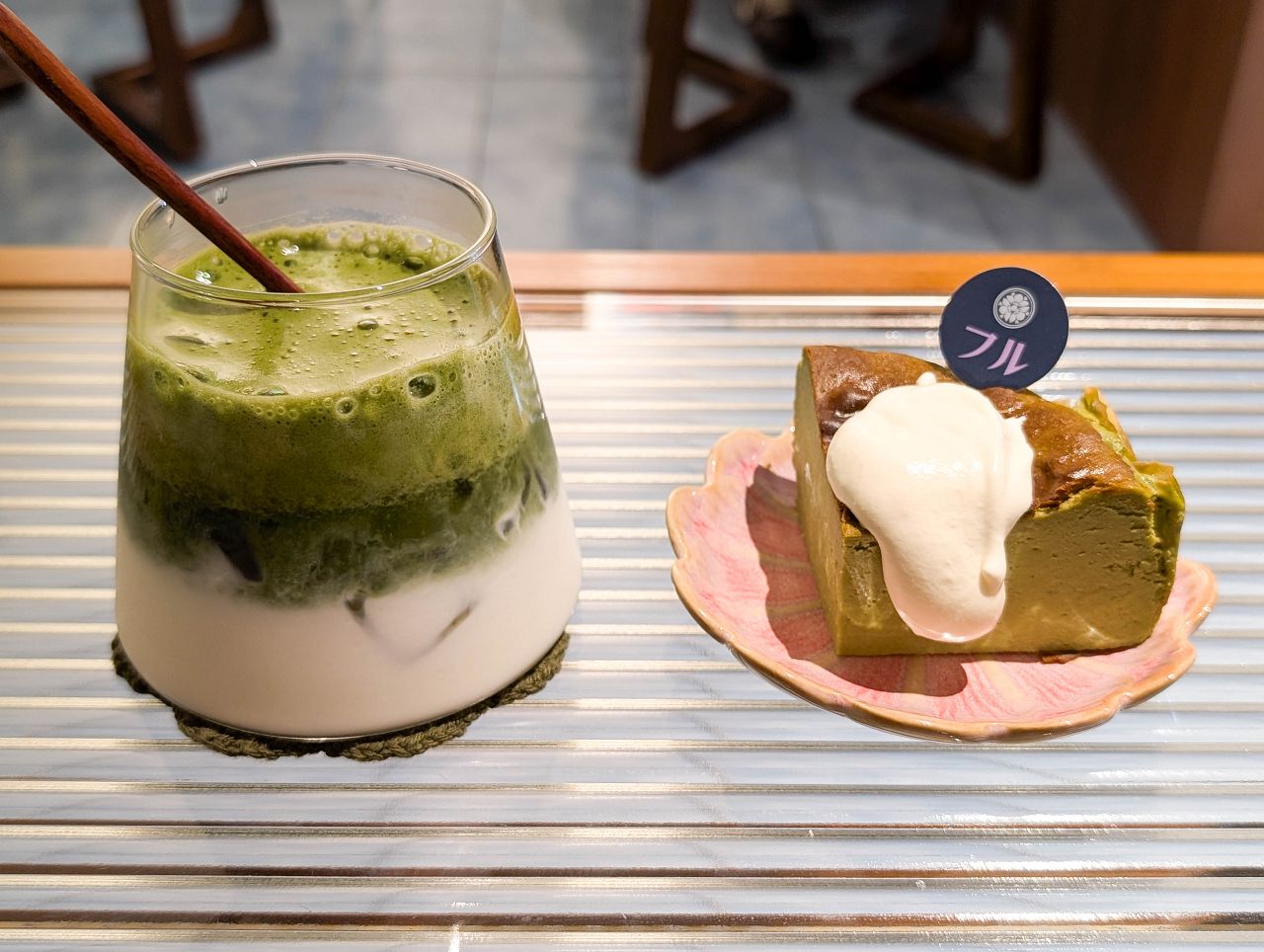 [食記][高雄市] Furu Cafe 夜間部 — 果貿社區深夜甜點咖啡廳