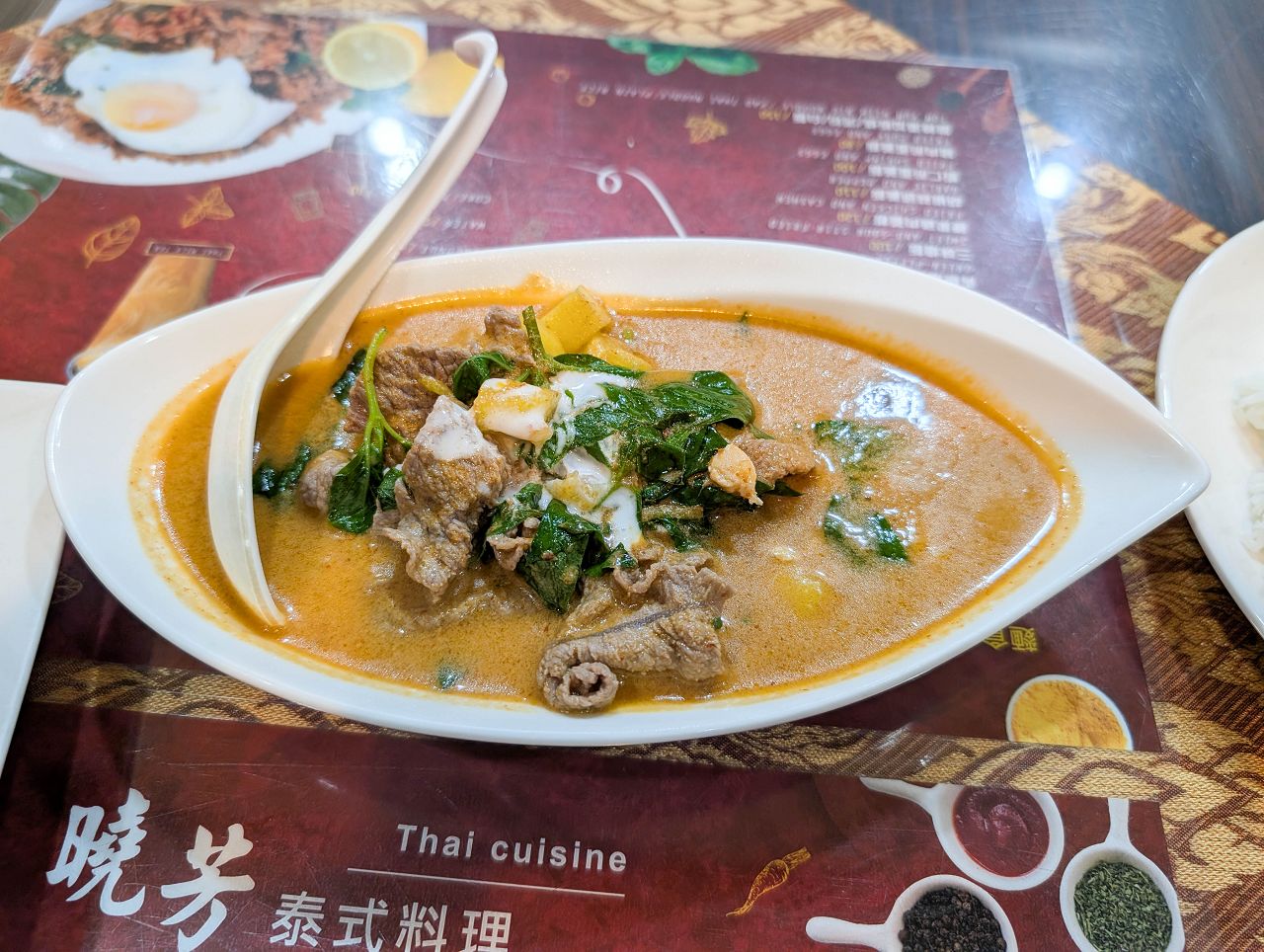 [食記][新竹市] 曉芳泰式料理 — 金山街老字號平價泰式料理